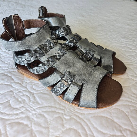 ROAN "Willa" Leather Gladiator Zip Up Sandals in a Misses size 6, fits 6.5 or 7 - Picture 3 of 9